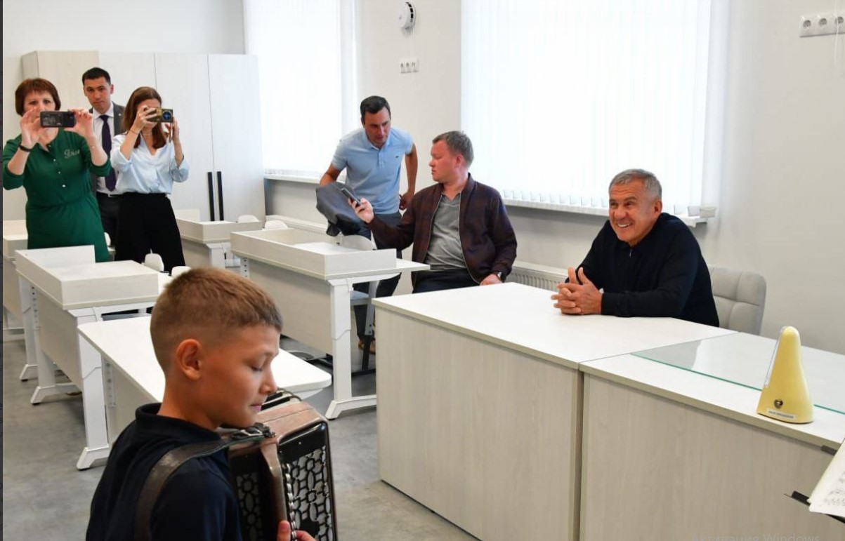 Рустам Минниханов встретился с механизаторами Рыбно-Слободского района