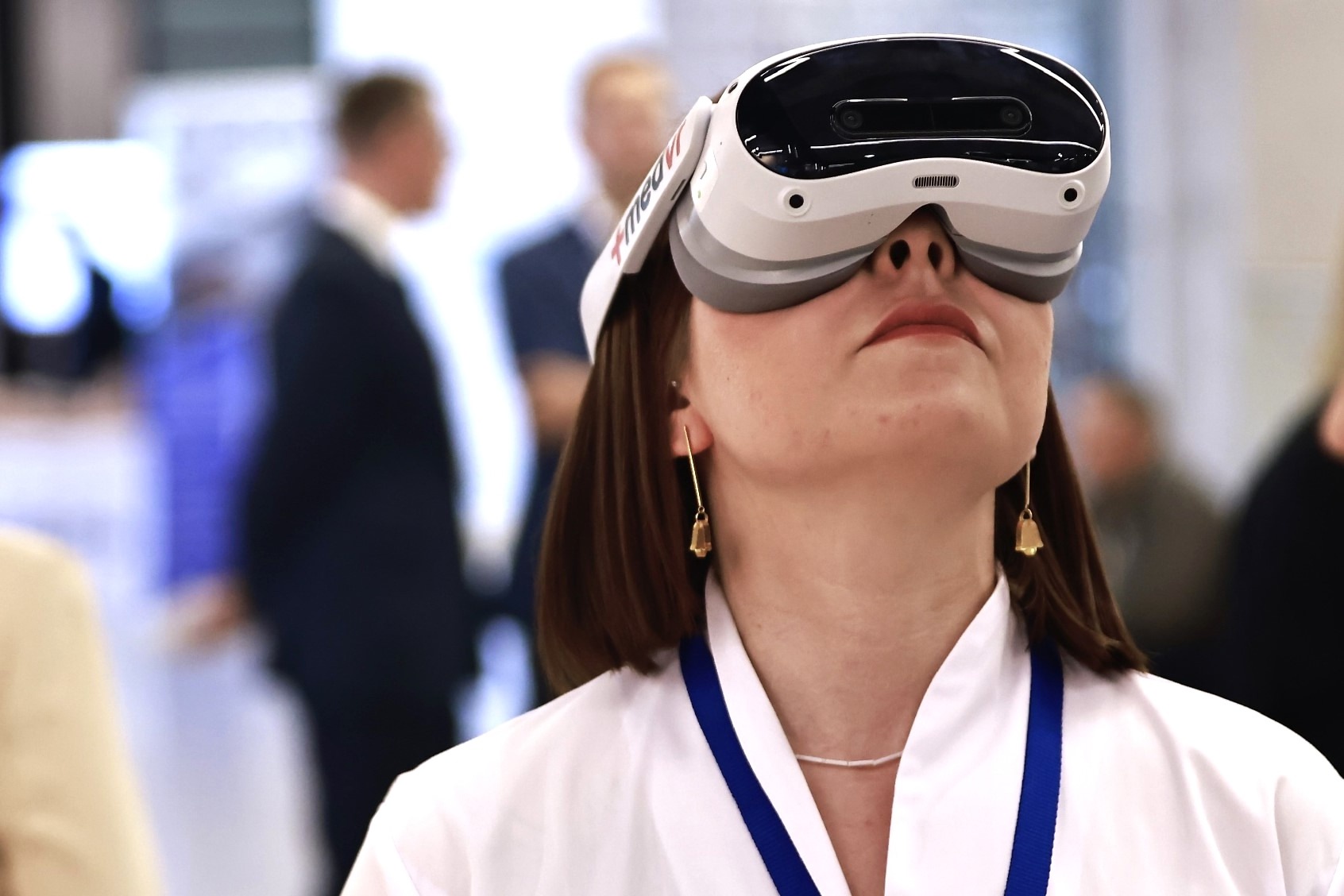 Без помощи человека: у кого из татарстанцев ИИ отнимет работу