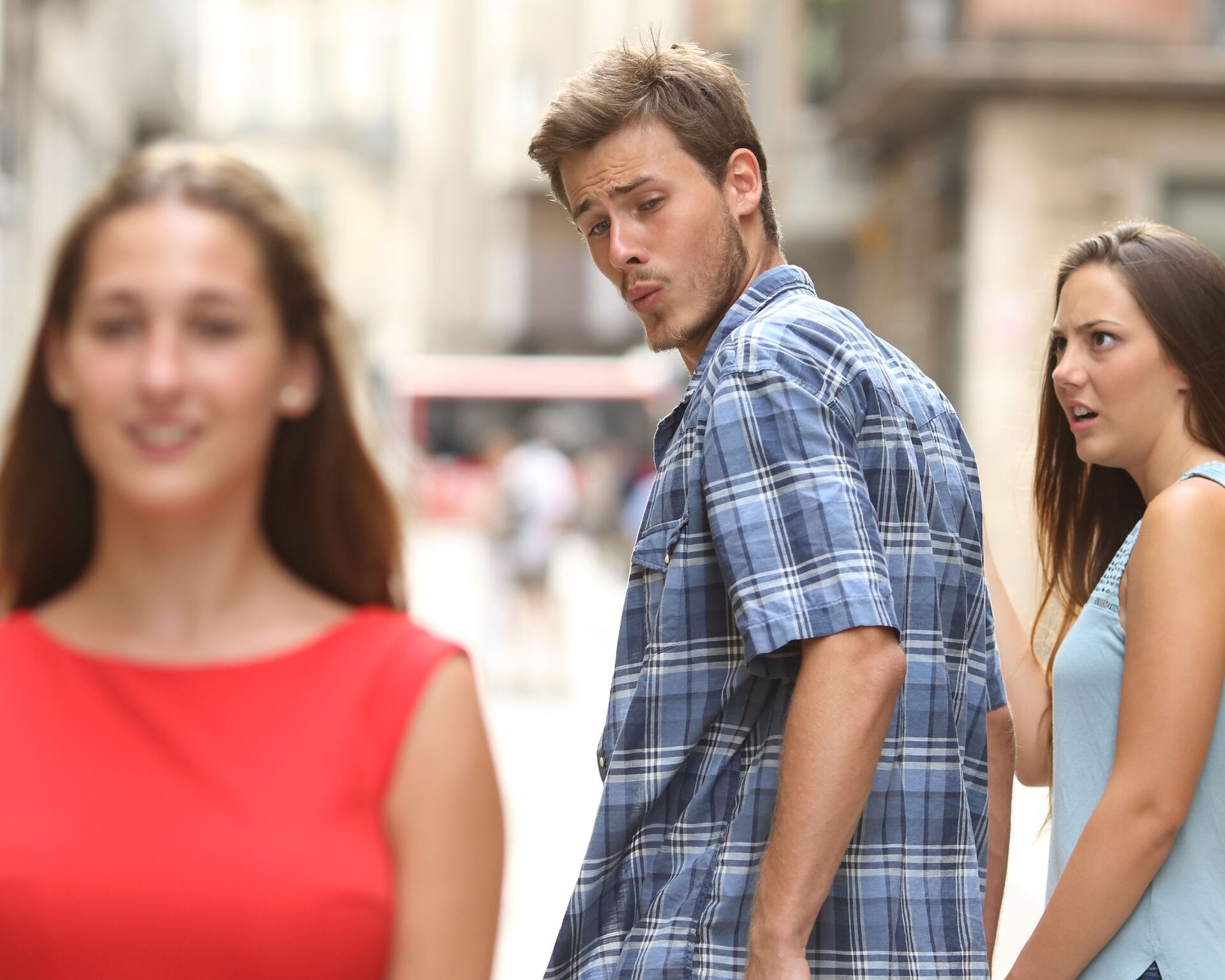 Каждый второй житель Казани сталкивался с изменой, сообщили эксперты Mamba