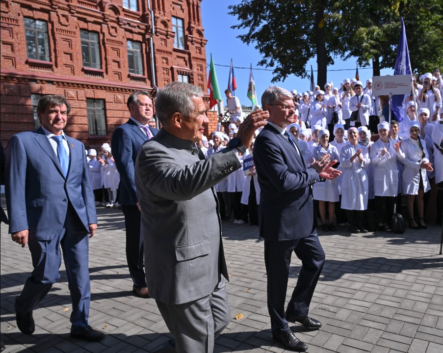 Казанскому медуниверситету вручен орден «За заслуги перед Республикой Татарстан»