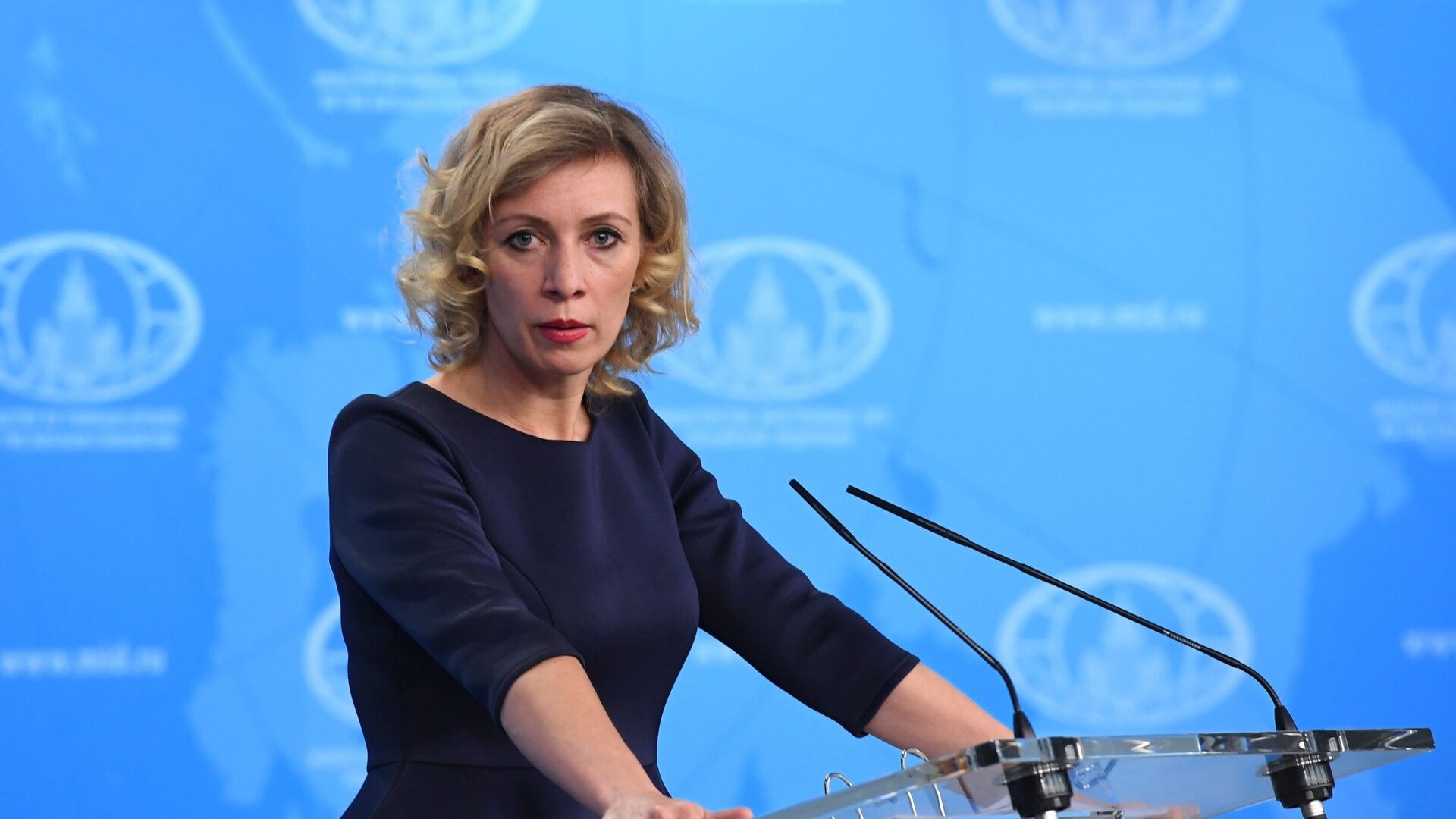 Россия и США договариваются о новом раунде переговоров, заявила Захарова