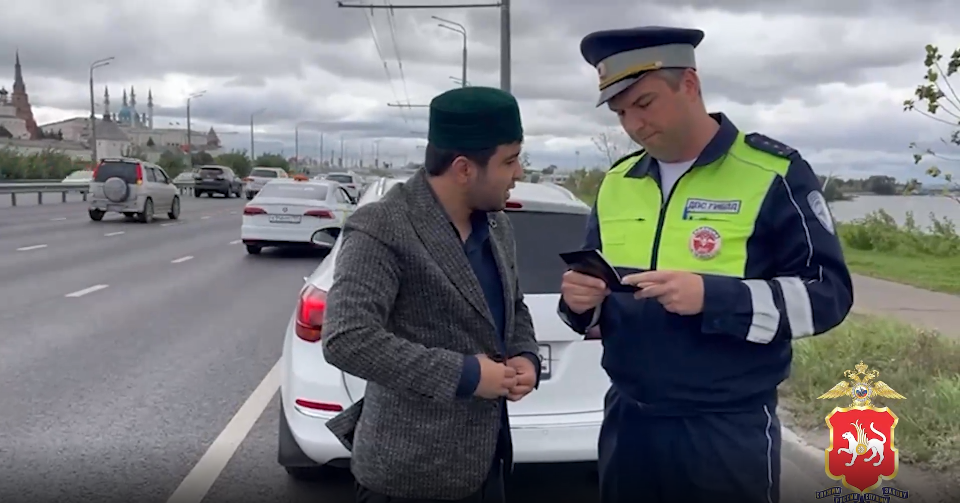 В Казани задержали водителя, принципиально не пропускавшего скорую