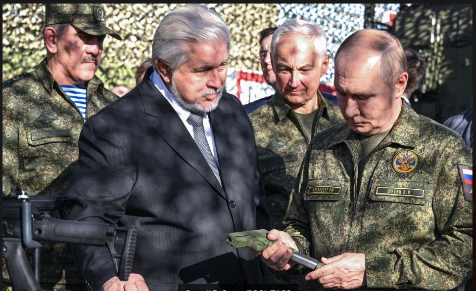 На полигоне Мулино Путин наблюдал за стратегическими учениями «Запад-2025»