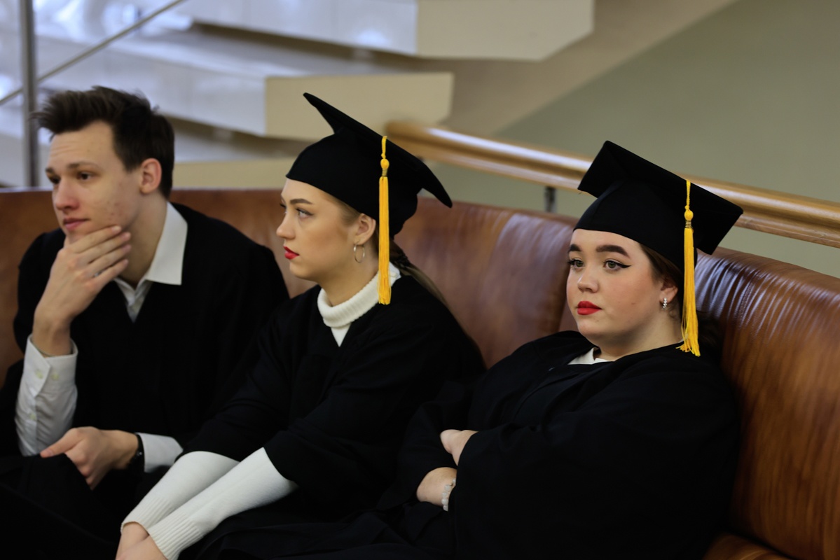 Выпускникам вузов предложили рассчитать их будущую зарплату через сервис