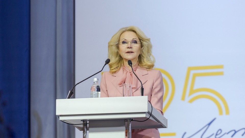 Жители России смогут доживать до 100-120 лет, объявила Голикова