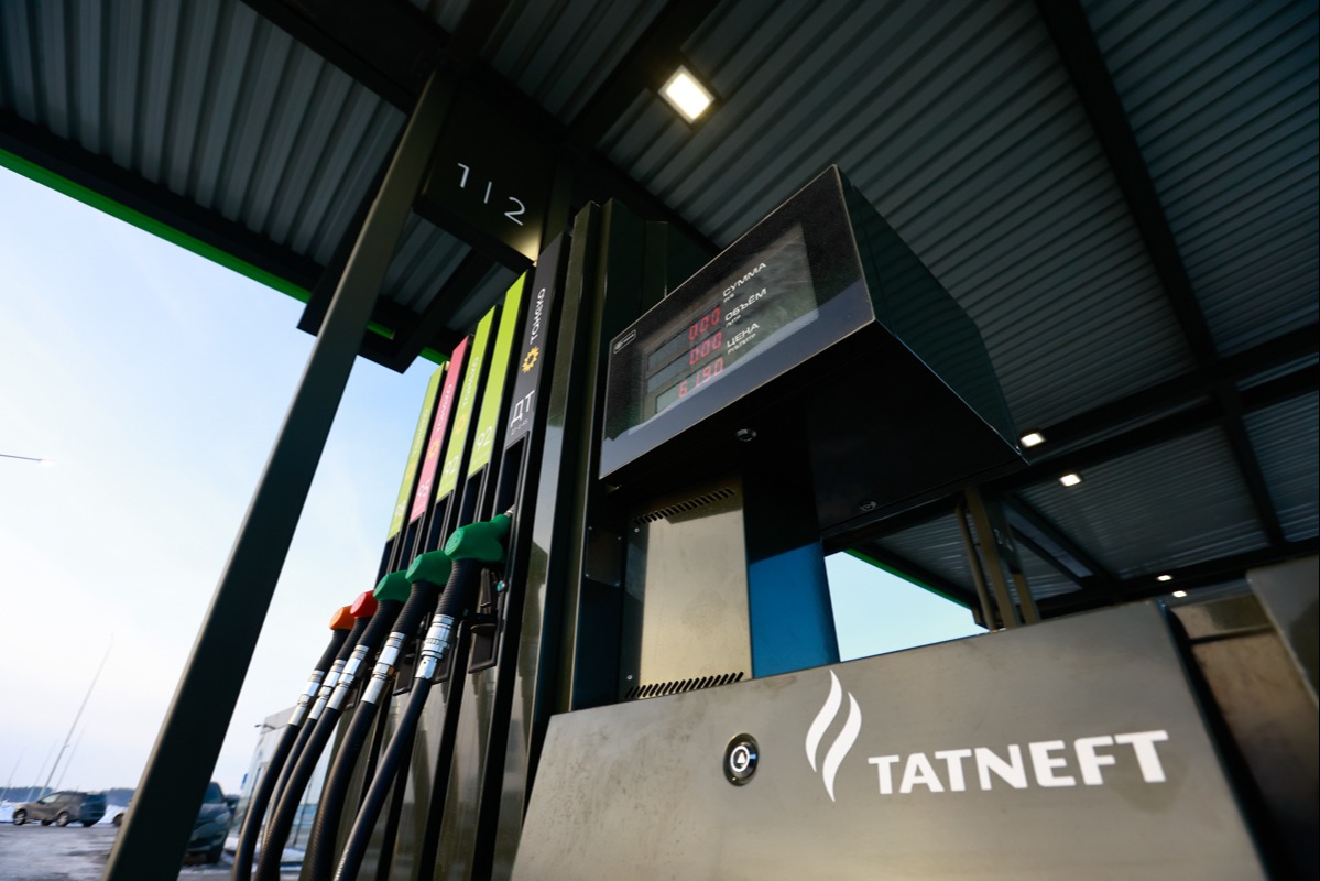 ФАС требует снижения цен от российских заправок