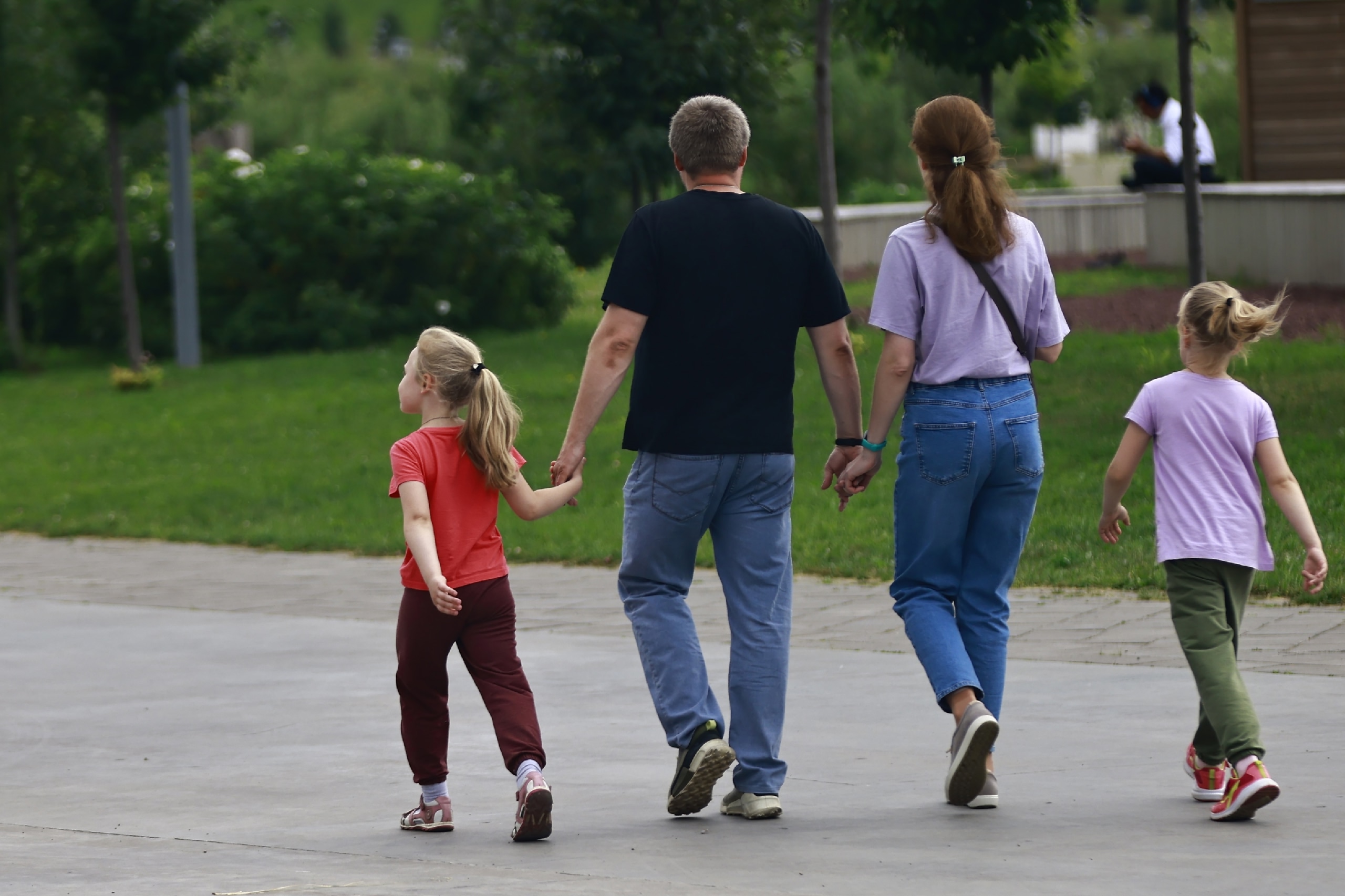 Россиянам хотят разрешить тратить маткапитал на коляски и автокресла