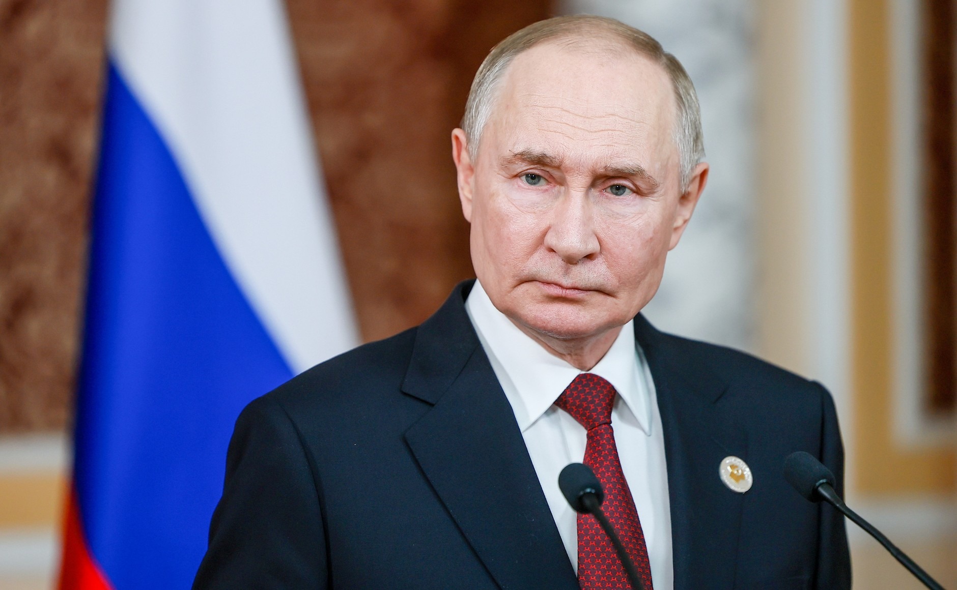 Путин утвердил новые правила для мигрантов в России