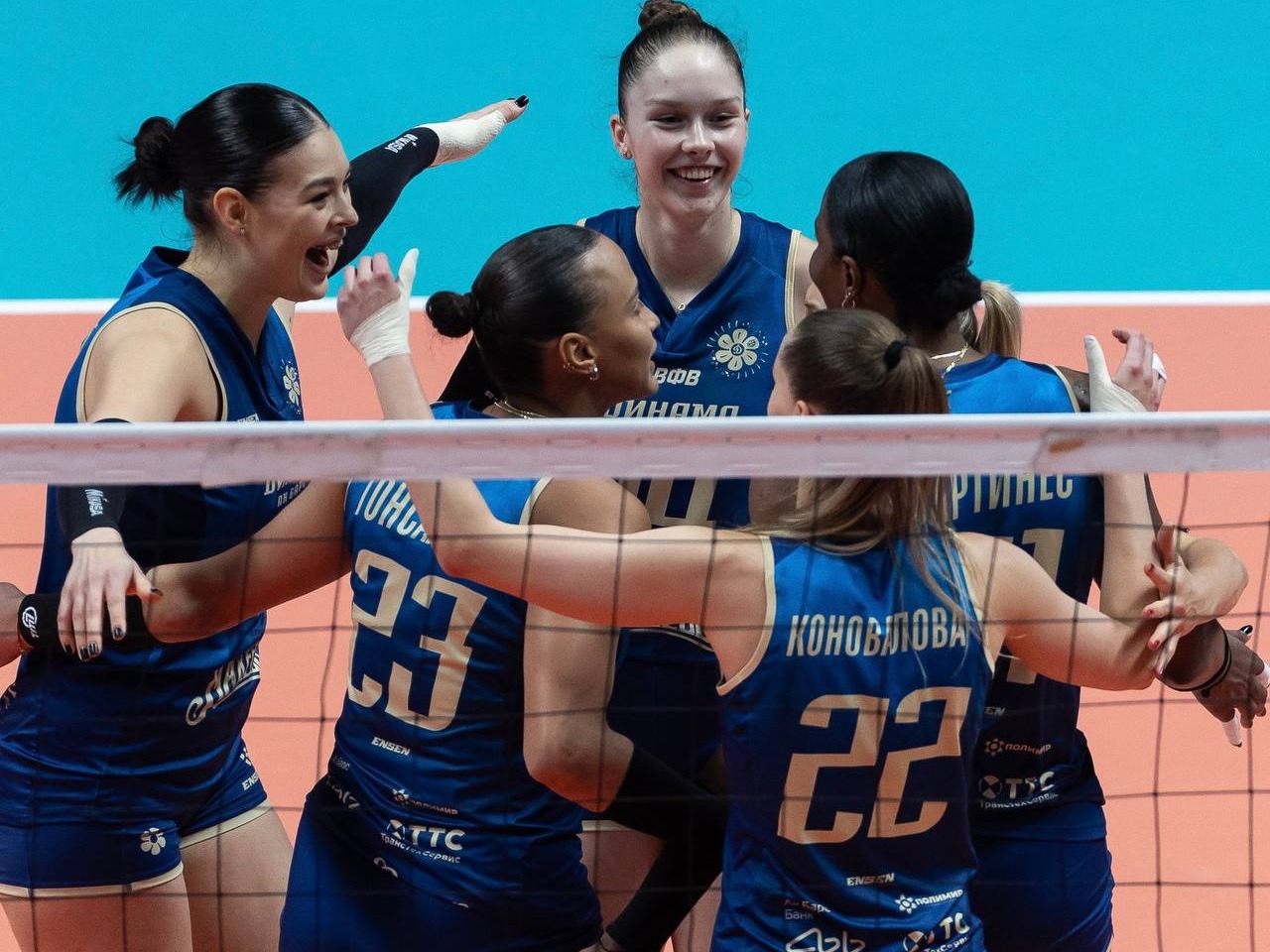Волейболистки «Динамо - Ак Барса» одержали пятую подряд победу