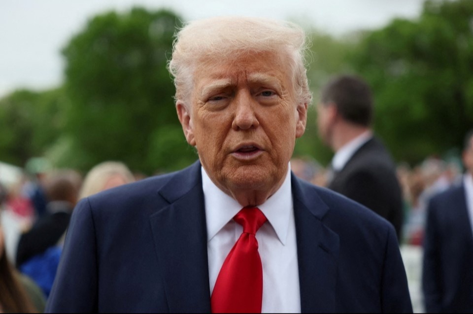 Трамп считает, что России и Украине надо дать еще повоевать