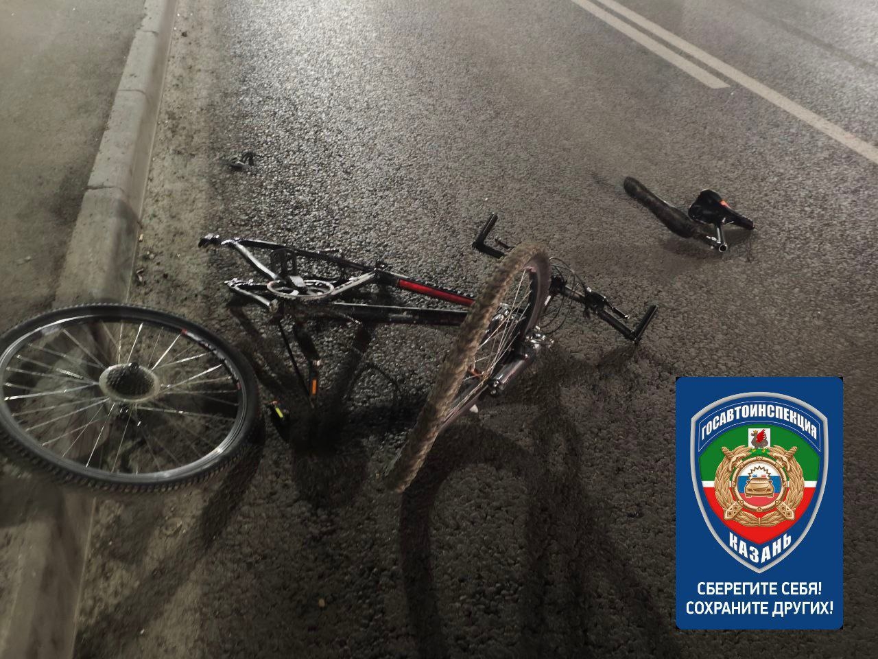 Велосипедист, попавший в ДТП в выходные, скончался в больнице Казани