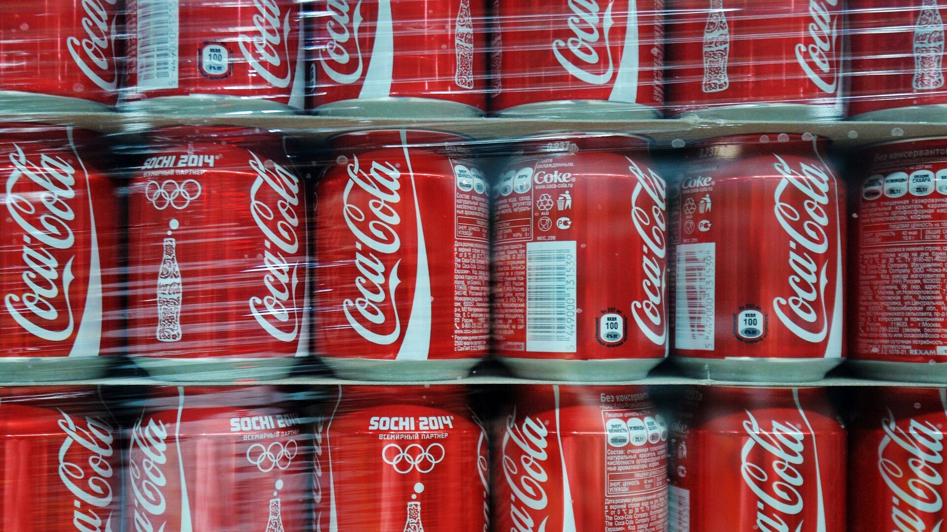 Coca-Cola официально закрепила свой бренд в России на 10 лет