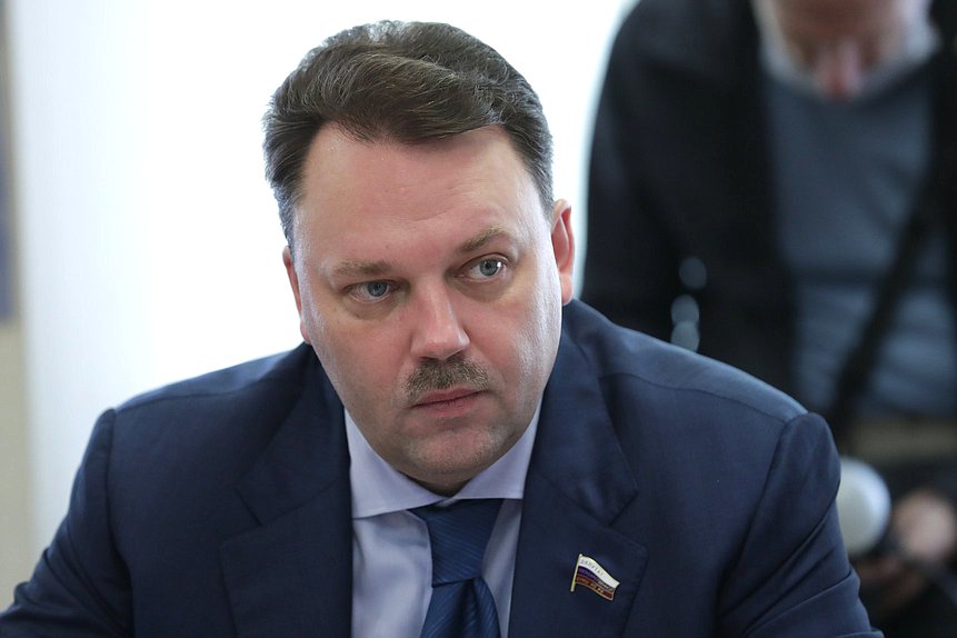 Налоговая легко обнаружит все скрытые доходы россиян, заявил депутат Кирьянов