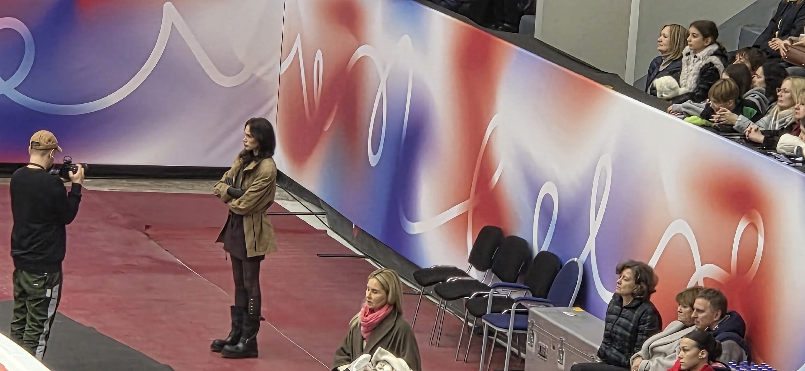 Загитова и Медведева тепло пообщались на Гран-при в Казани