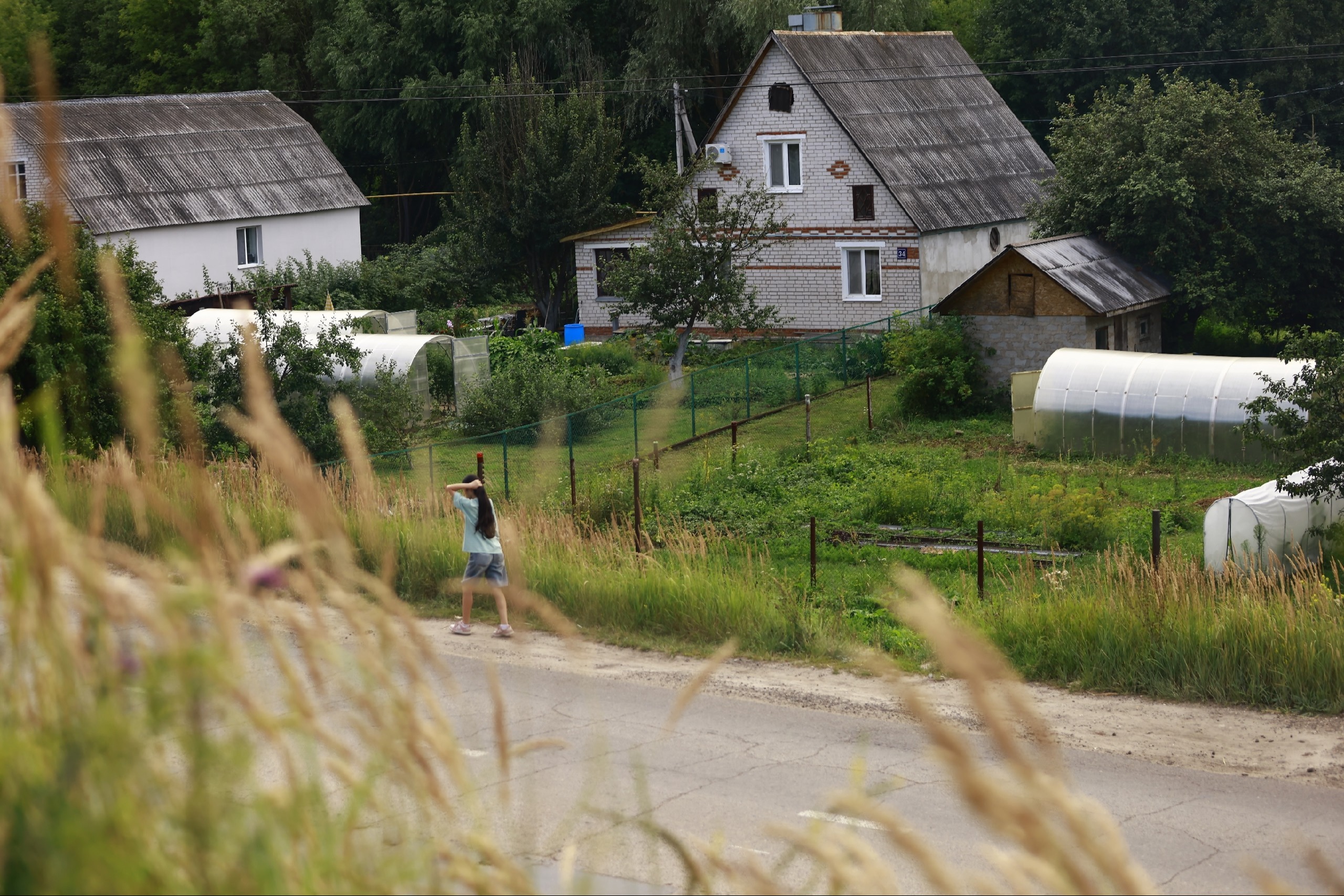 Многодетные Челнов просят Путина помочь с землёй — 200 тысяч вместо жилья мало