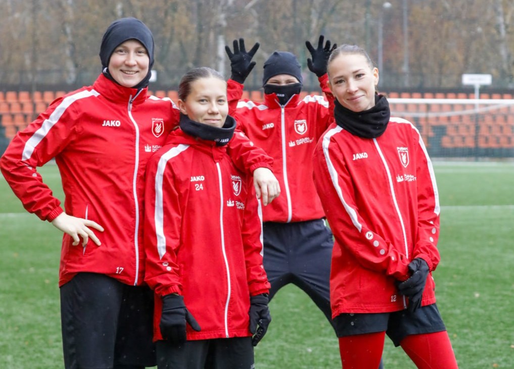 Женская команда «Рубин» завершила сезон на десятой строчке