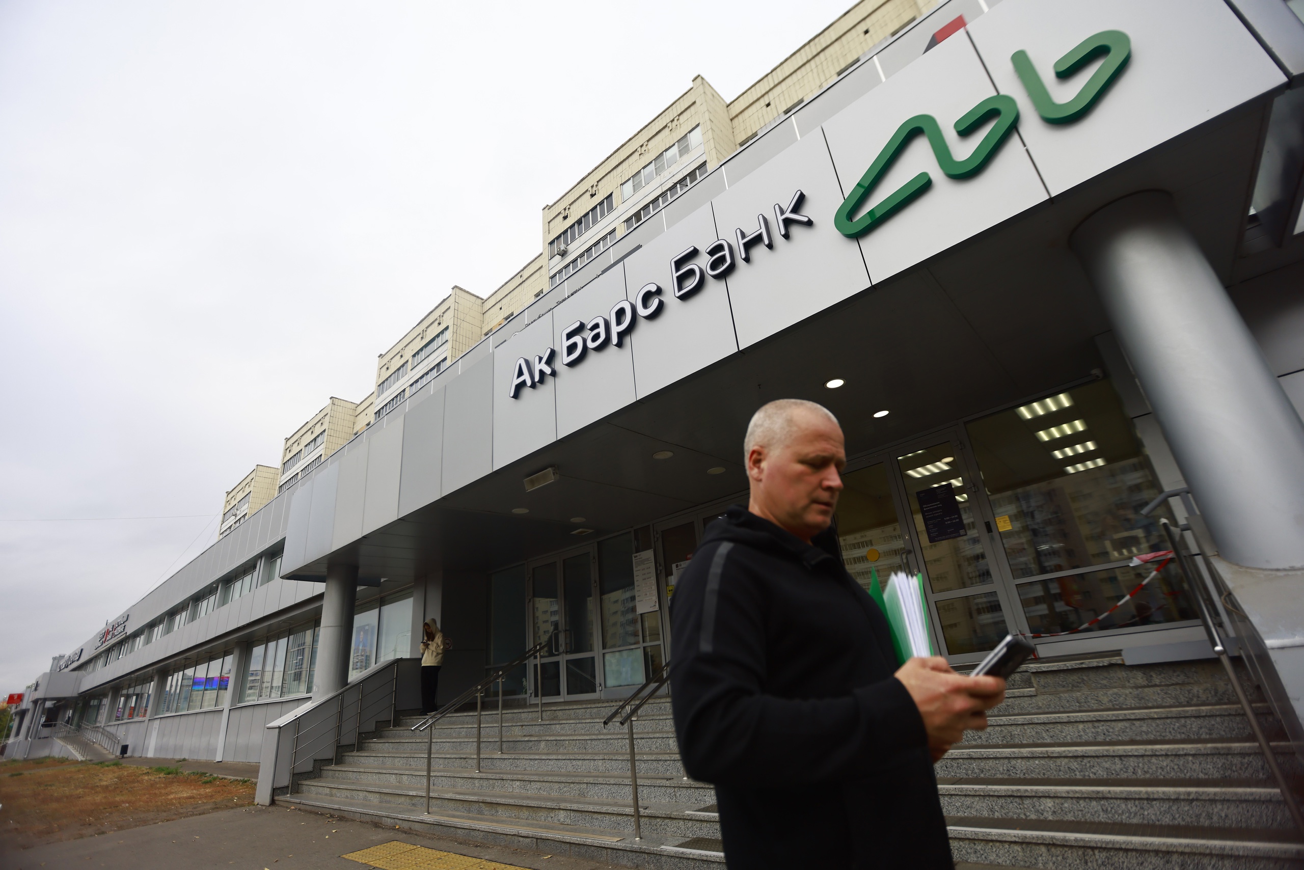 Операторов обяжут отключать связь по требованию ФСБ