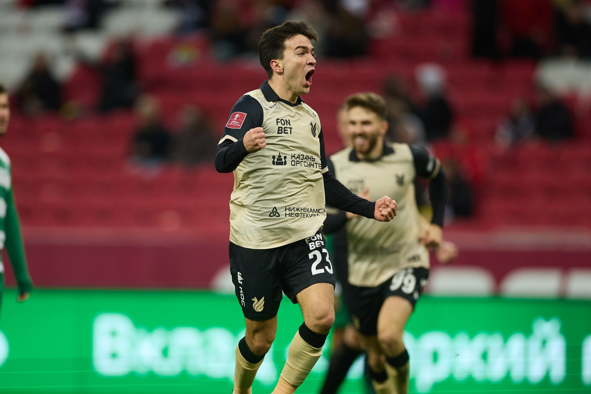 Наглый Безруков и сдавший Кабутов: лучшие и худшие игроки «Рубина» прямо сейчас