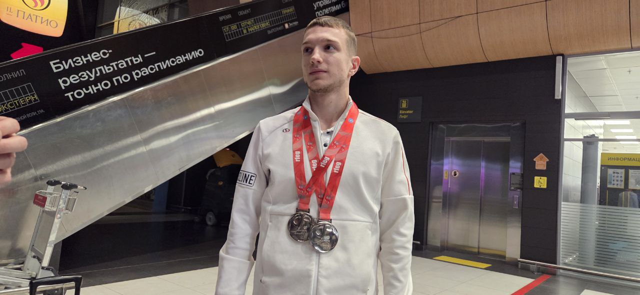 Батутист Козлов: «Нужен новый зал. В нынешнем низкие потолки для тренировок»