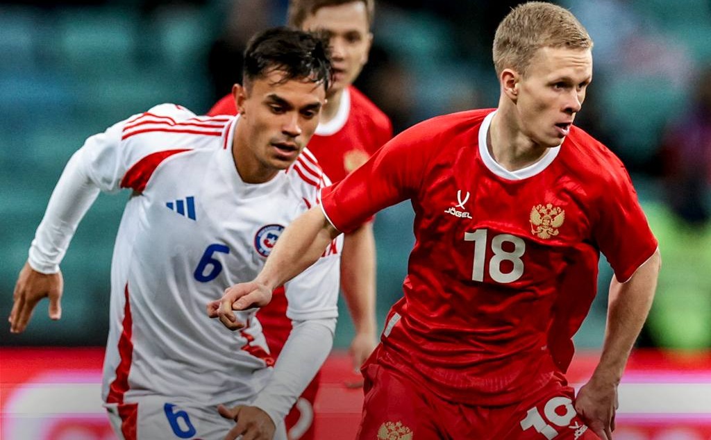 Сборная Чили прервала беспроигрышную серию России, обыграв команду Карпина 2:0