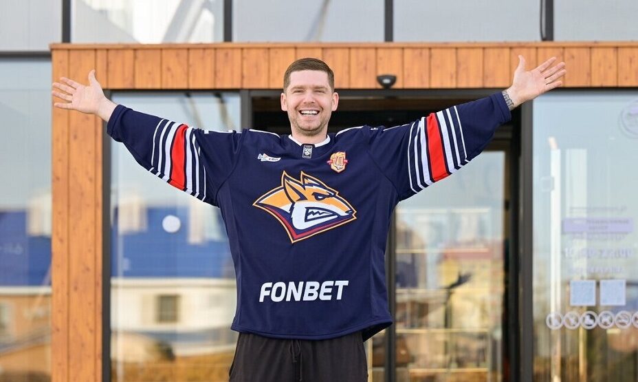 Евгений Кузнецов сыграл впервые за 11 лет в родном Челябинске