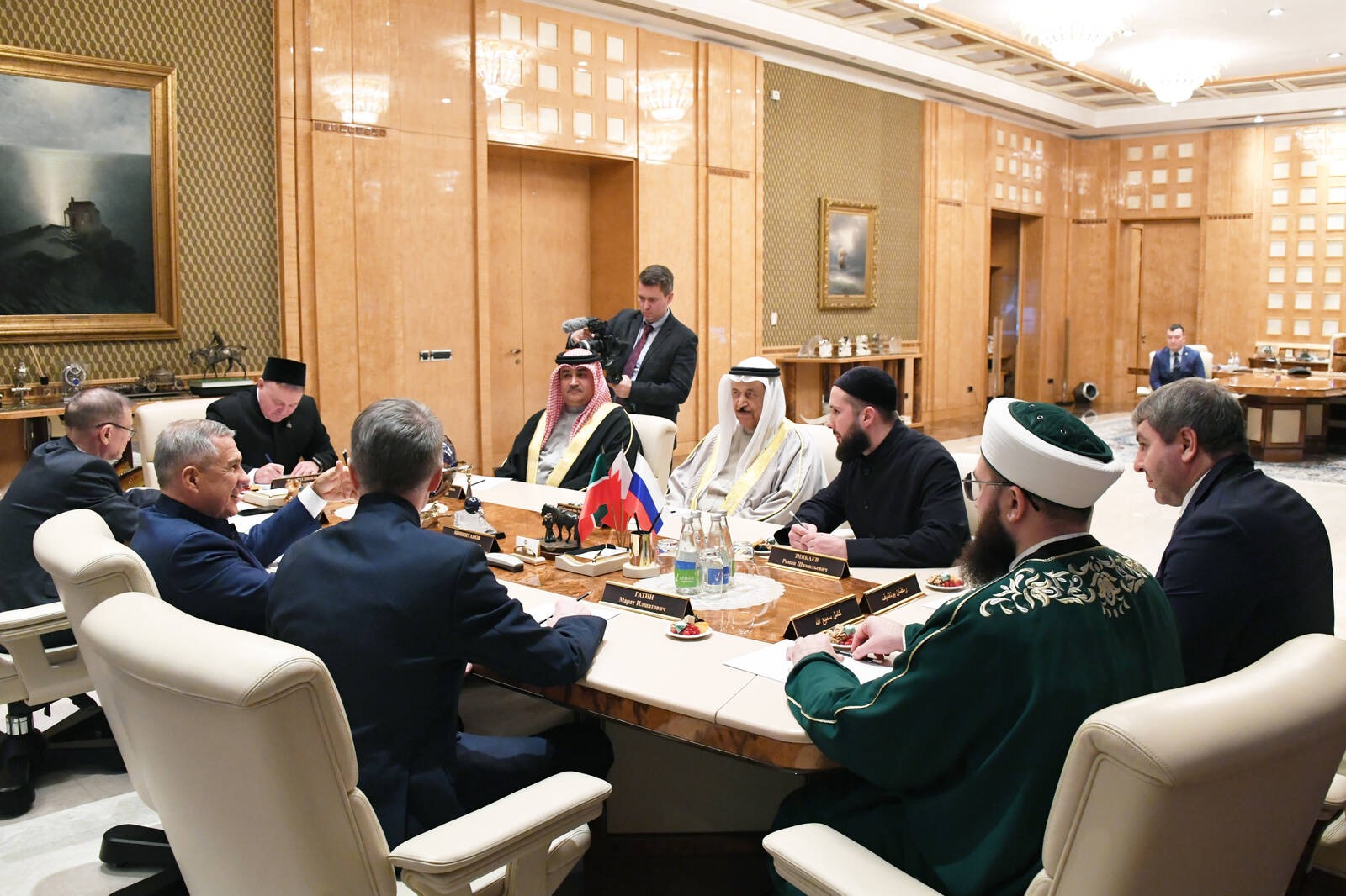 Минниханов заявил, что Татарстан заинтересован в сотрудничестве с Бахрейном