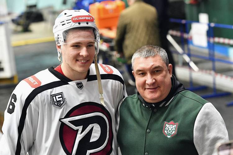 Старший сын Анвара Гатиятулина сменил команду