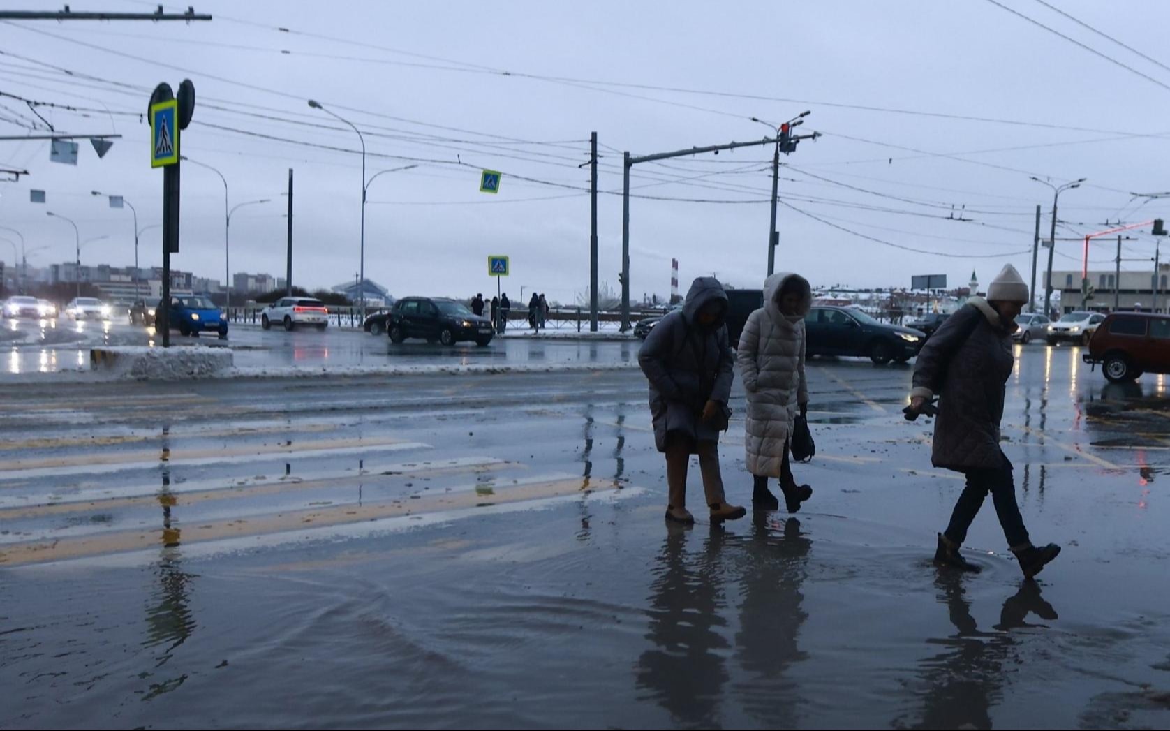 Дожди с мокрым снегом и гололедица ожидаются на неделе в Татарстане
