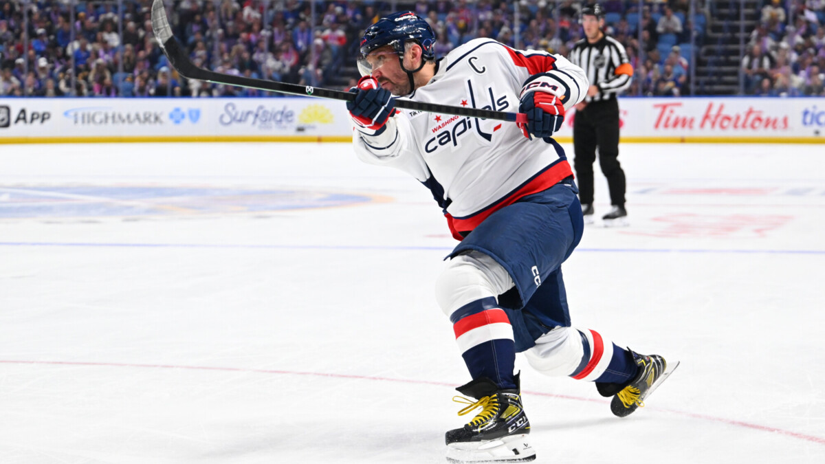 Бывший тренер «Ак Барса» сомневается, что кто-то забьет 900 шайб, как Овечкин