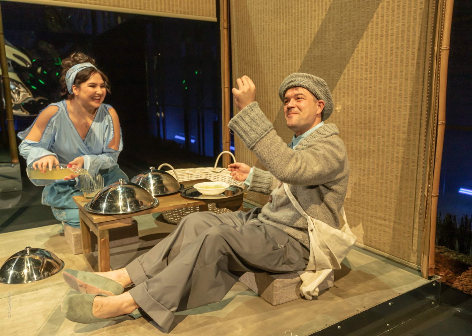 Фарид Бикчантаев превратил космический анекдот в футуристический памфлет