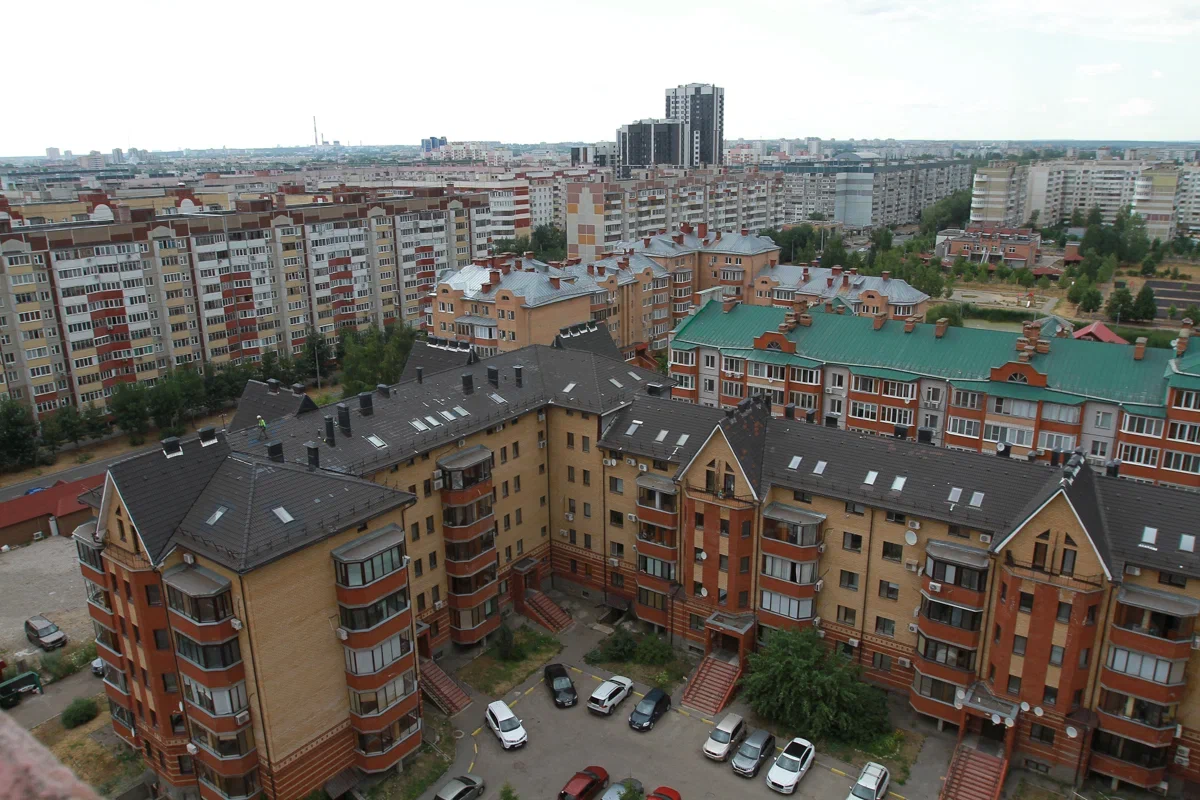 Денег с продажи средней квартиры в Казани хватит только на московскую студию