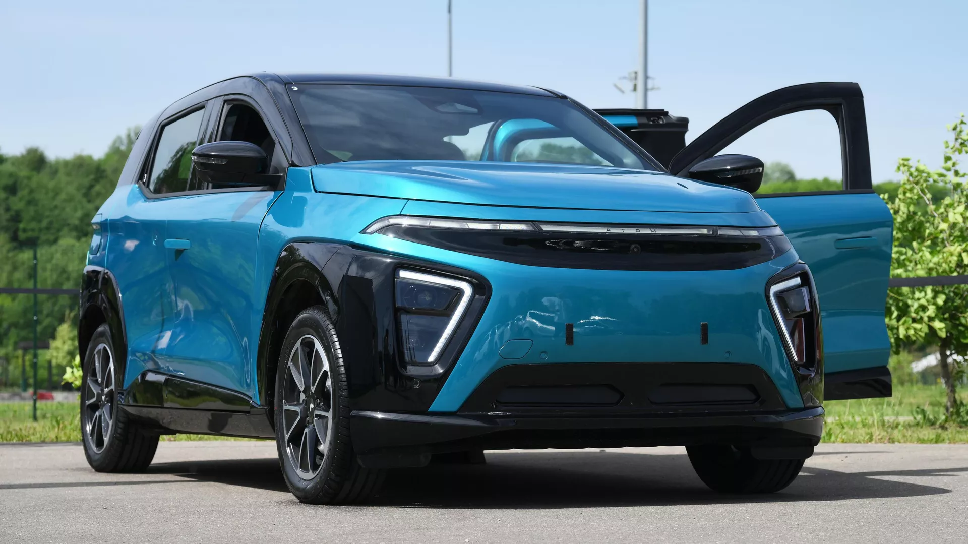 Татарстанский электромобиль «Атом» впервые собрали на конвейере