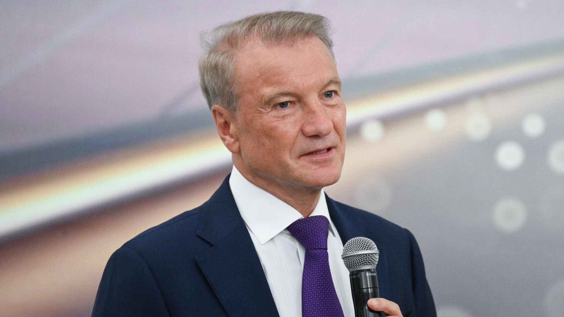 Ужесточение ставок по ипотеке для малодетных Греф признал «большим шоком»