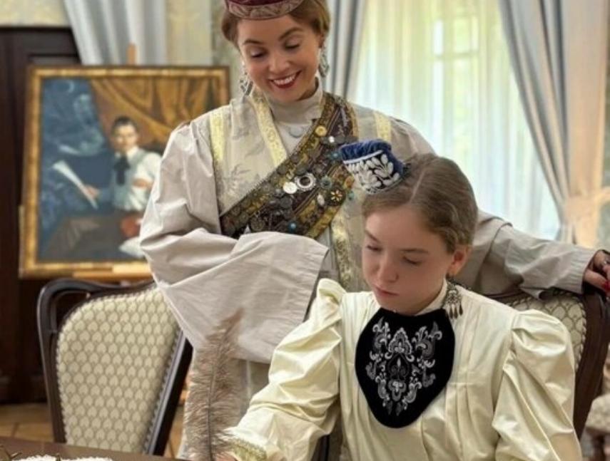 Незабудки для мамы: Всероссийский День матери отметят в Нацмузее Татарстана