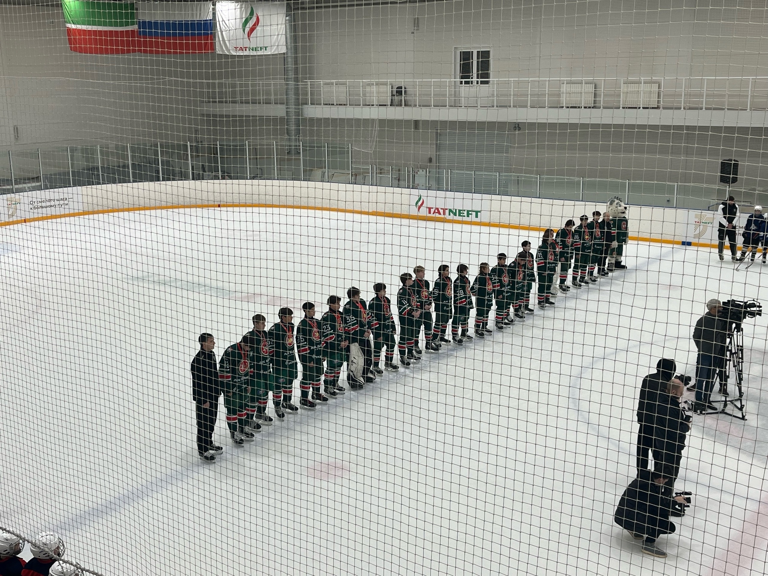 Минниханов поздравил юношескую команду Академии «Ак Барса» с победой на турнире