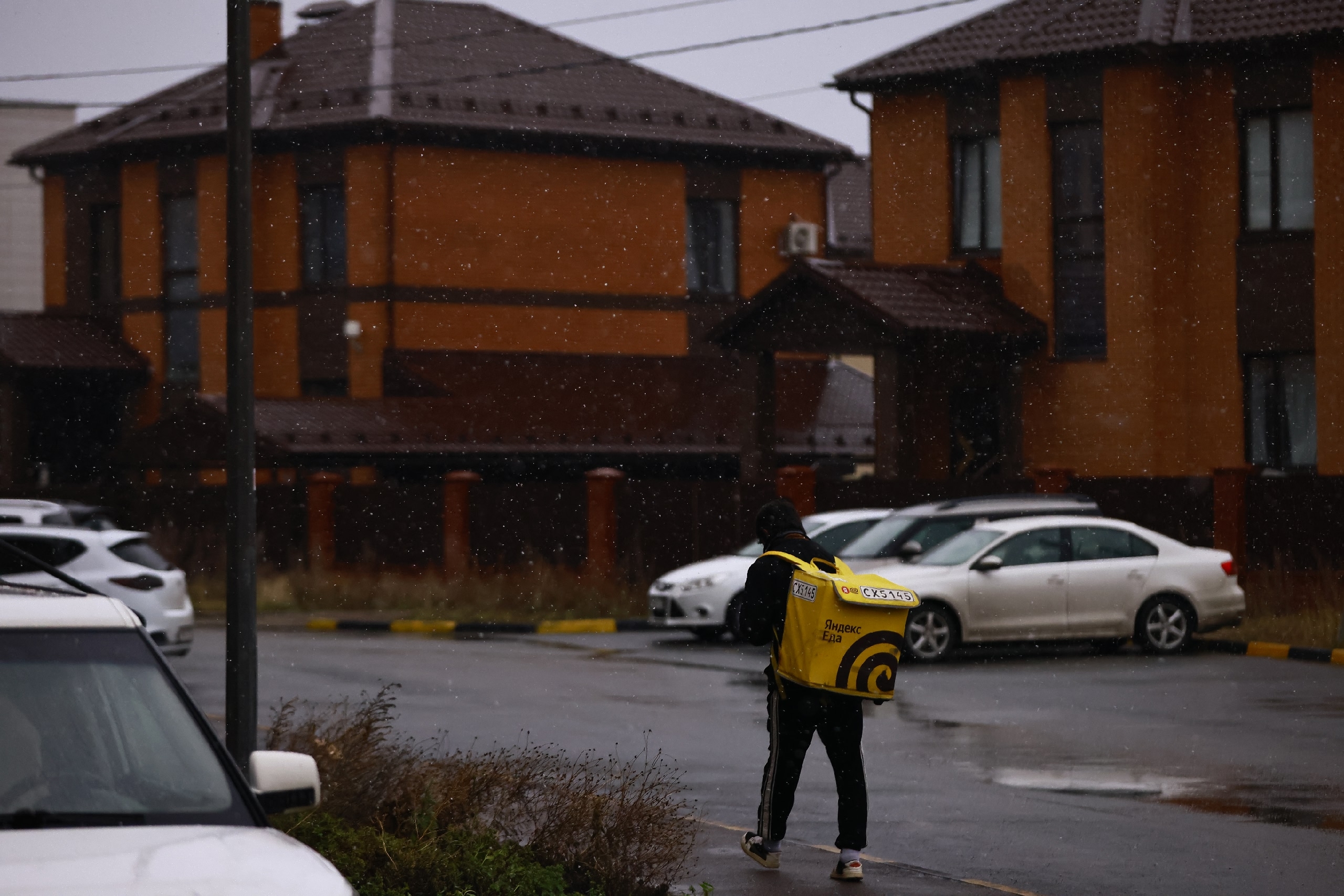 Полицейские задержали за месяц почти 70 курьеров, помогавших мошенникам