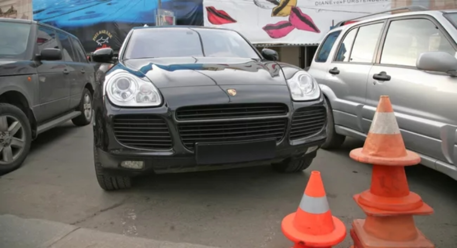 В Porsche прокомментировали поломку автомобилей по всей России