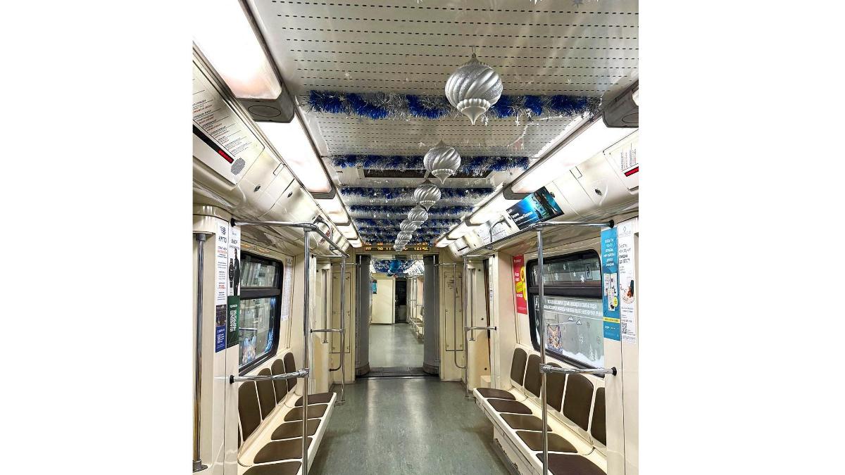 Новогодний состав «Русич» запустили в казанском метро