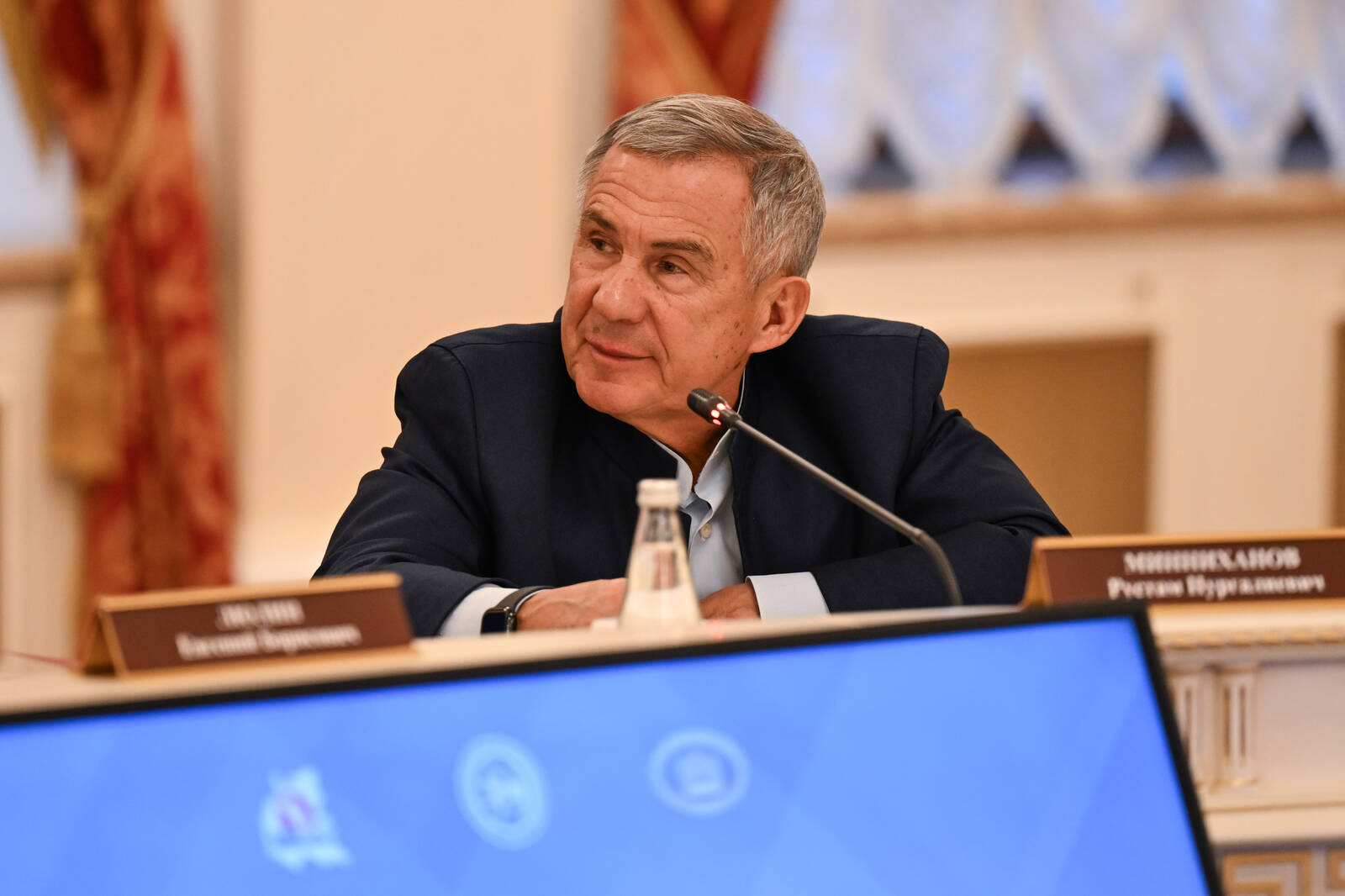 Минниханов поздравил татарстанцев с Днем борьбы с коррупцией