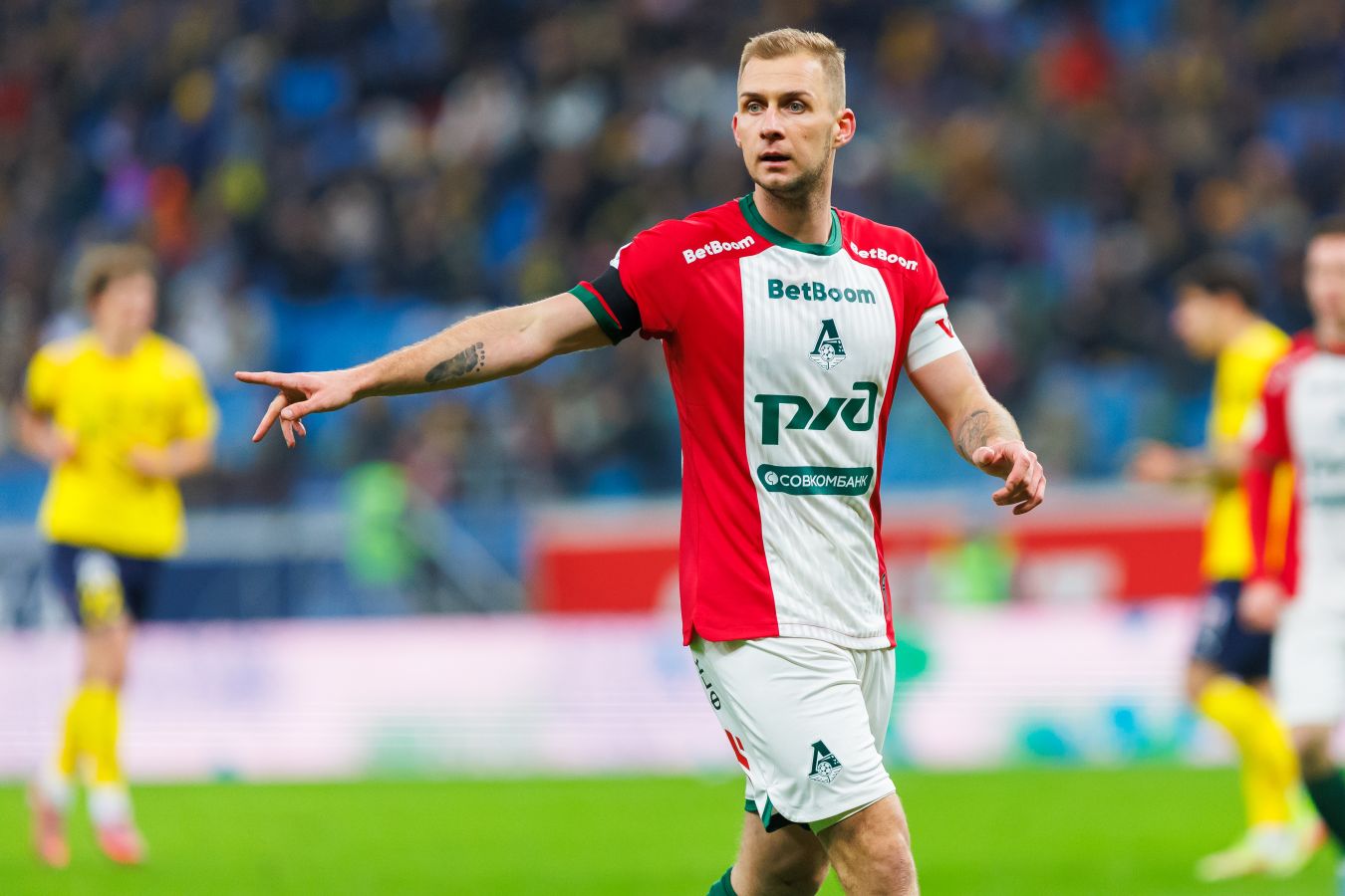 В «Локомотиве» обсудят будущее Дмитрия Баринова