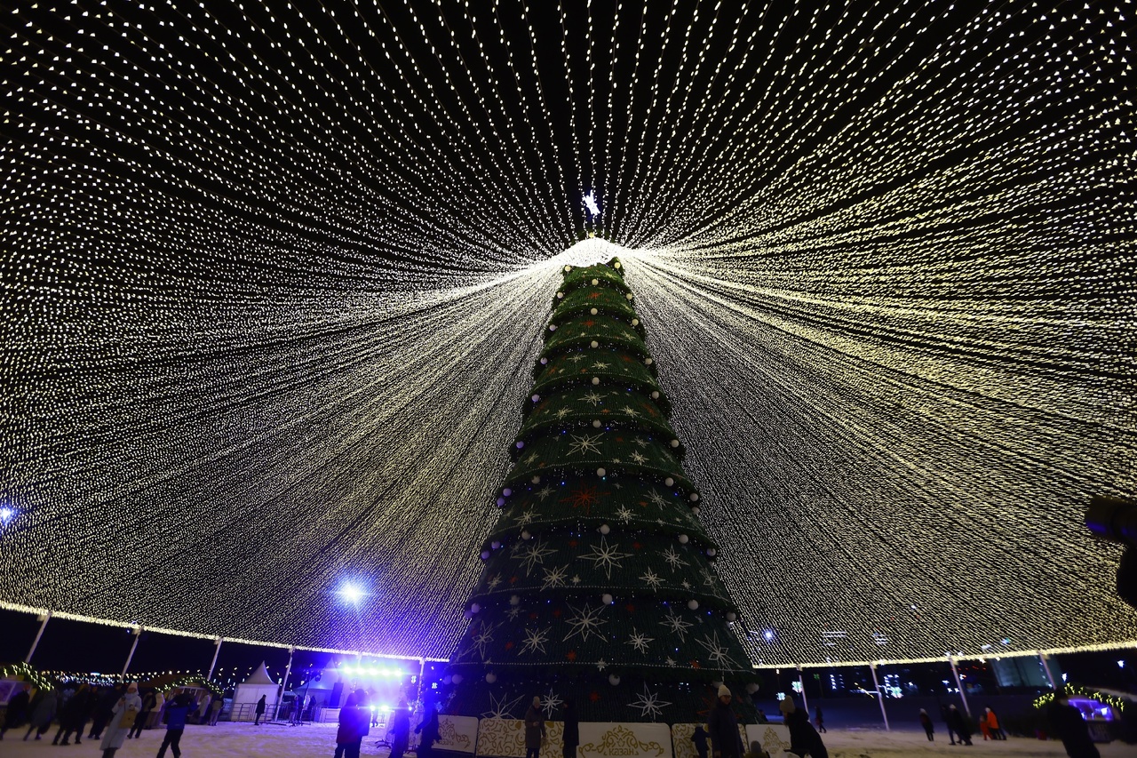 Новогодняя ёлочка обходится казанцам в шесть тысяч рублей даже без украшений