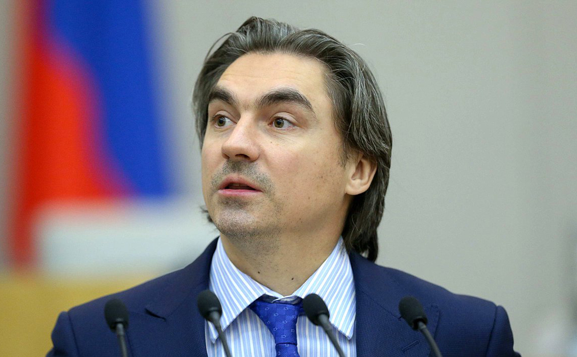 Жесточайшие ограничения для россиян в Интернете анонсировал депутат Свинцов