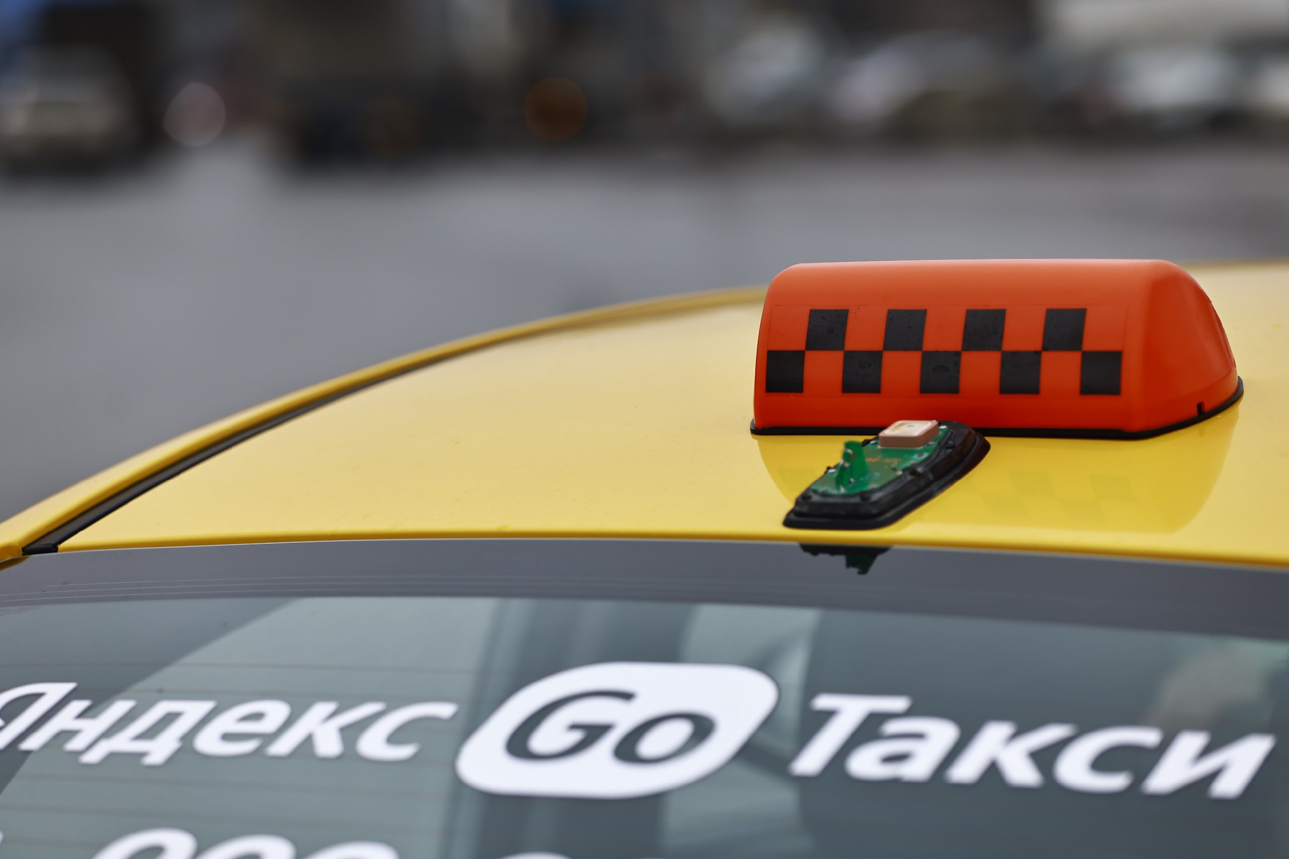 Для пассажиров такси создали специальные ИИ-подсказки