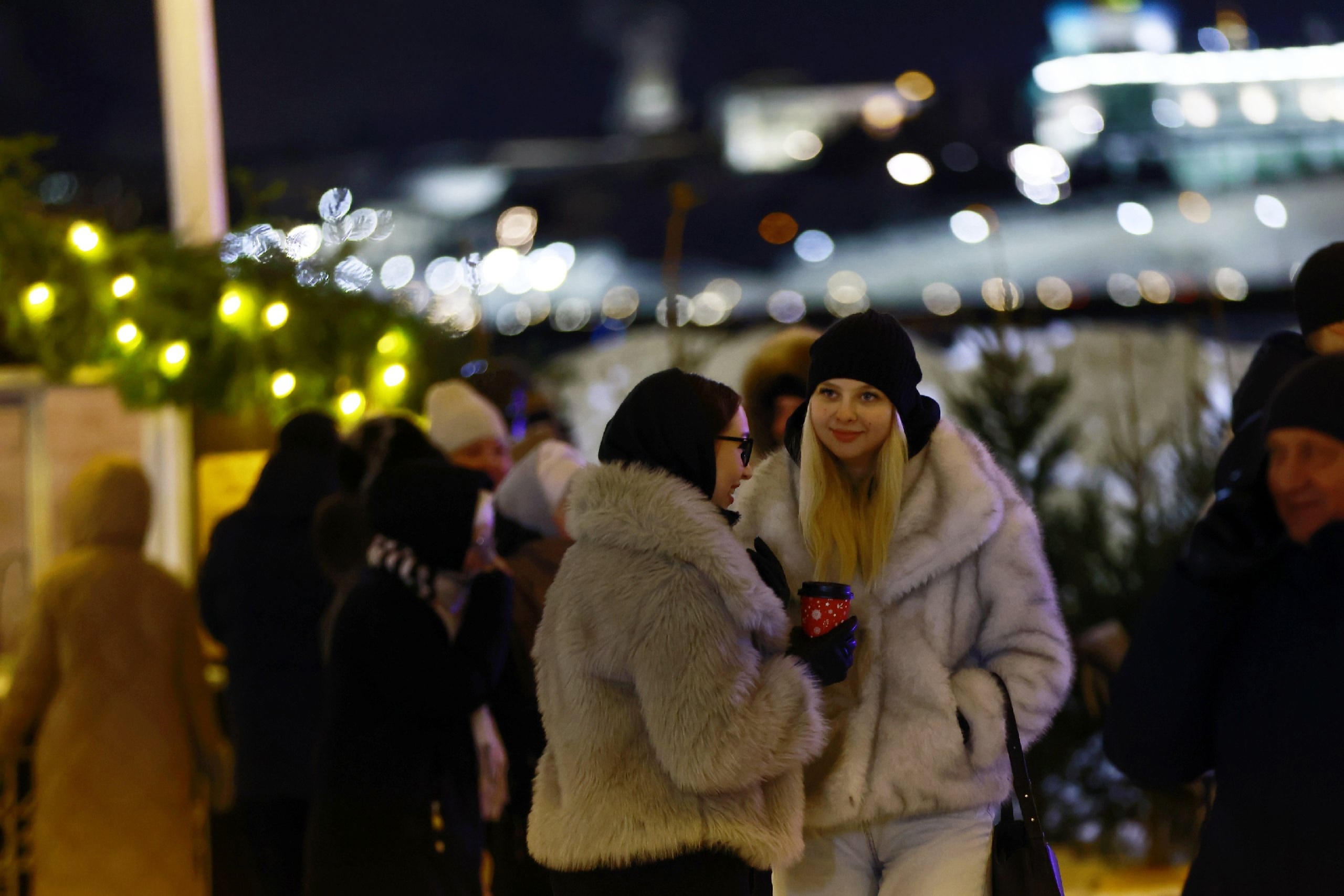 Россиян предупредили о мошенниках на новогодних ярмарках