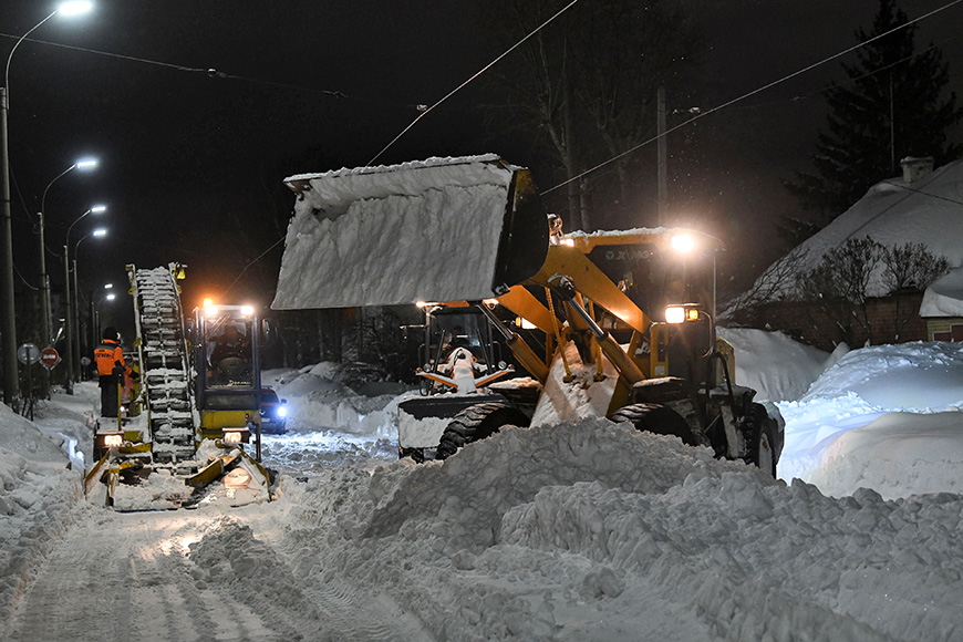 За сутки с улиц Казани вывезли 8,8 тысячи тонн снега