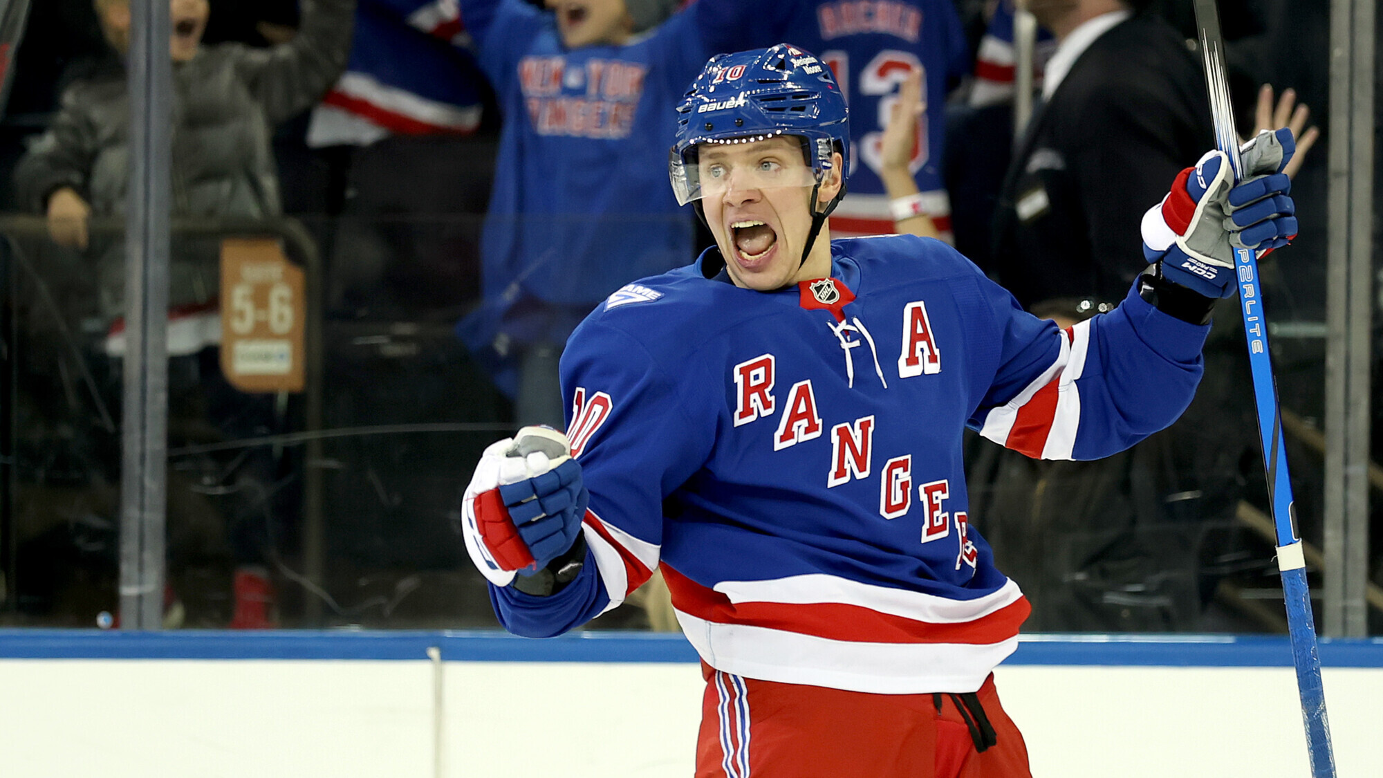 Демидов, Панарин, Барбашев и Дорофеев набрали этой ночью в НХЛ по два очка