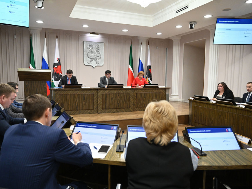 Согласно анализу, жители Казани получают 105 тысяч рублей