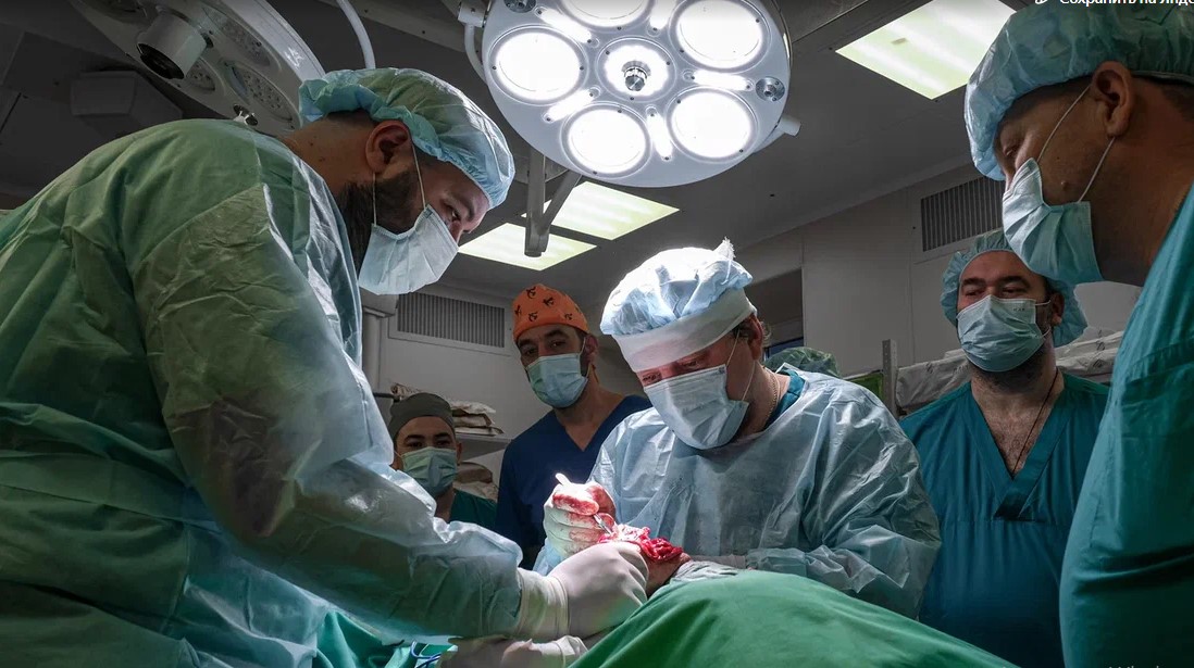 В РКБ Татарстана впервые в ПФО сделали эндопротезирование локтевого сустава