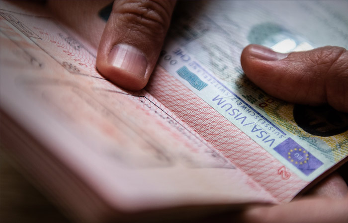 Несовершеннолетние россияне будут пересекать границу только по загранпаспорту