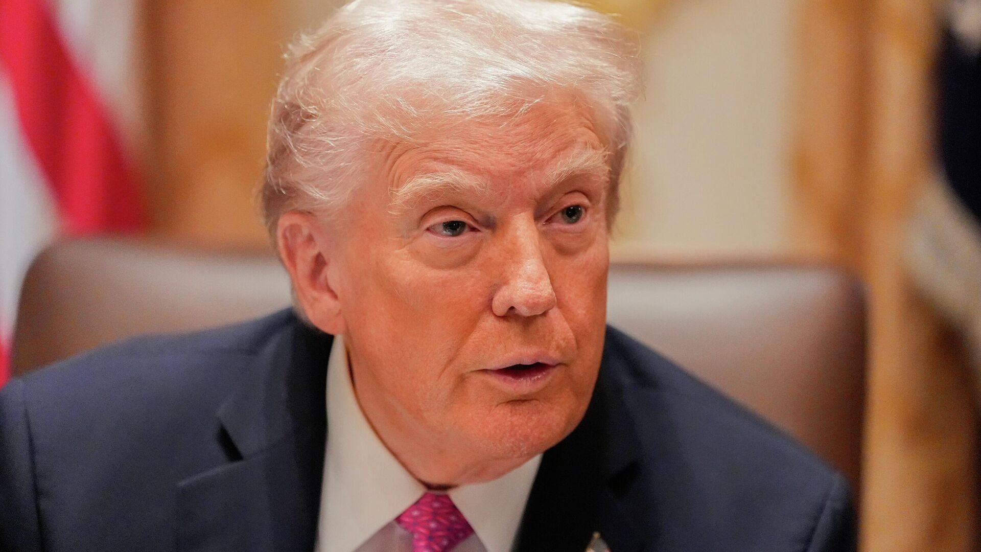 Трамп анонсировал предстоящий разговор с Путиным